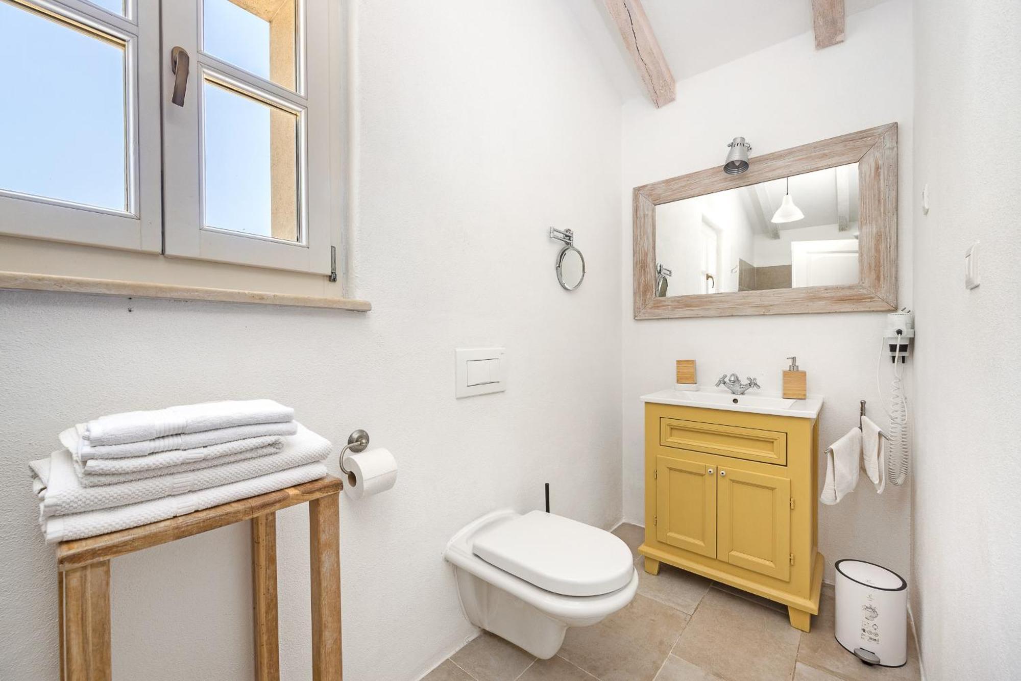 Luka In With Pool & Playground Only 600 Meter From The Fazana