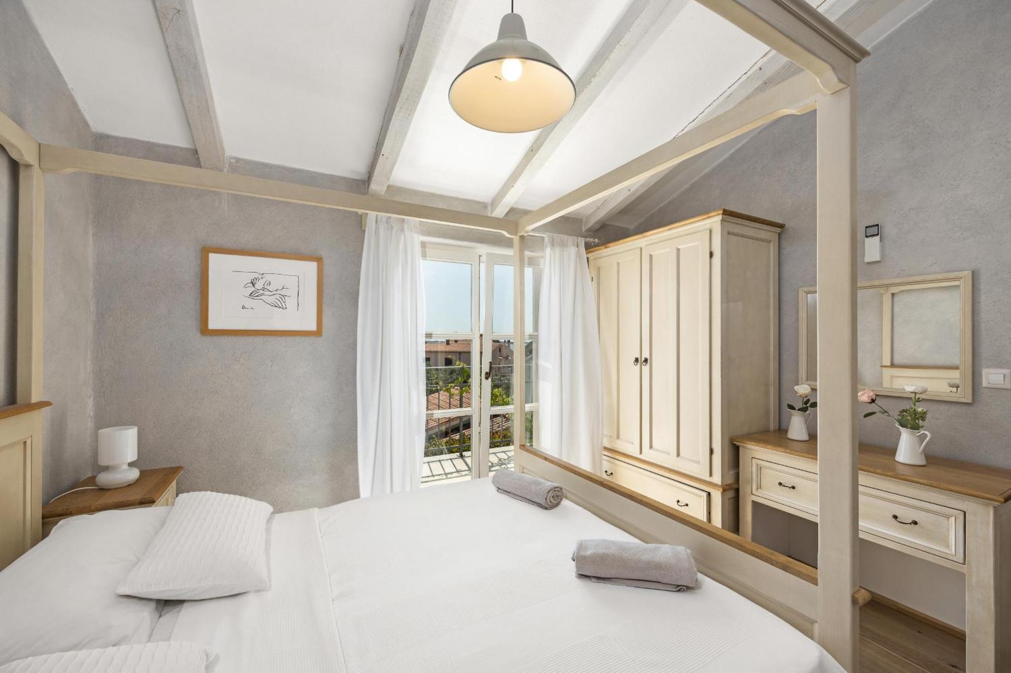 Luka In With Pool & Playground Only 600 Meter From The *