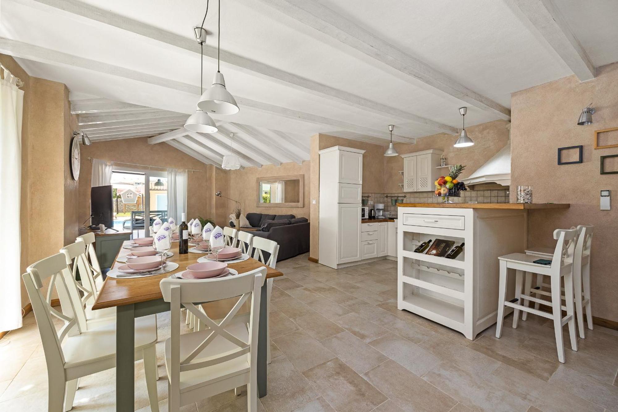 Luka In With Pool & Playground Only 600 Meter From The * Fazana